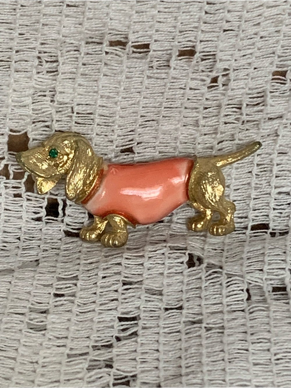 DACHSHUND JJ SIGNED HOUND BROOCH PIN ENAMEL CLOISONNE GOLD TONE VINTAGE